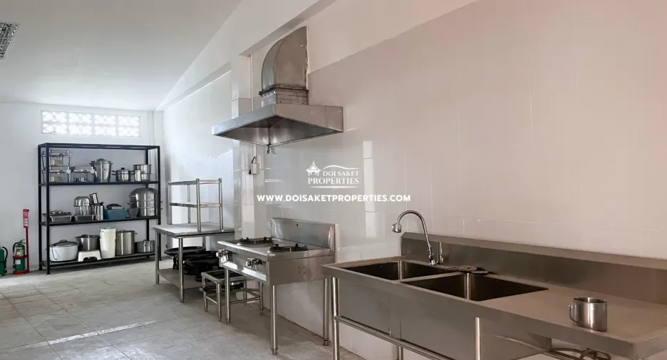 For sale 5 ベッドルーム house in Doi Saket, Chiang Mai