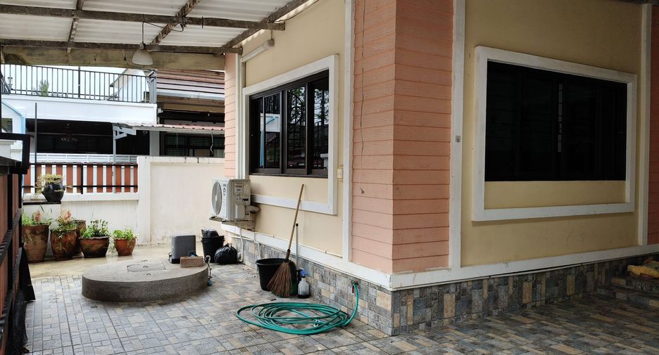 For rent 2 bedrooms house in Mueang Phuket, Phuket