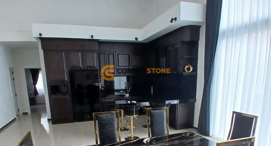Casa en alquiler y en venta de 6 habitaciones en Bang Lamung, Chonburi