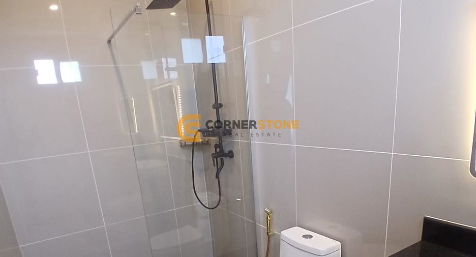 Casa en alquiler y en venta de 6 habitaciones en Bang Lamung, Chonburi