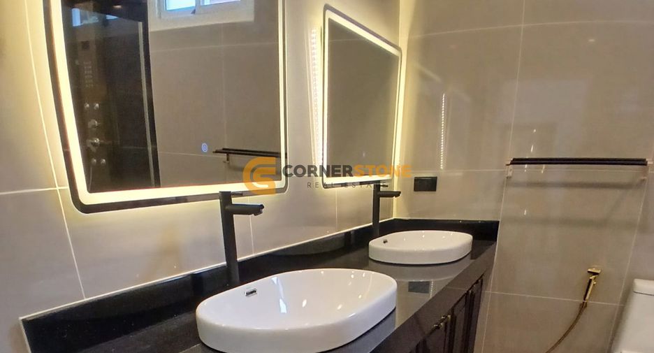 Casa en alquiler y en venta de 6 habitaciones en Bang Lamung, Chonburi