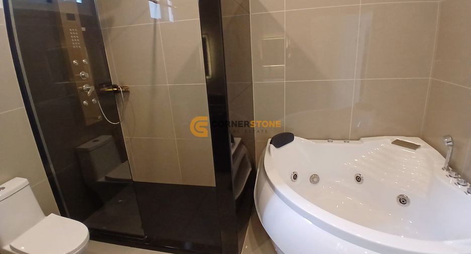 Casa en alquiler y en venta de 6 habitaciones en Bang Lamung, Chonburi