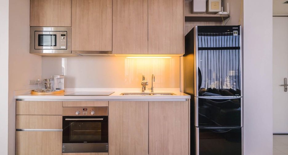 For rent 2 bedrooms condo in Watthana, Bangkok