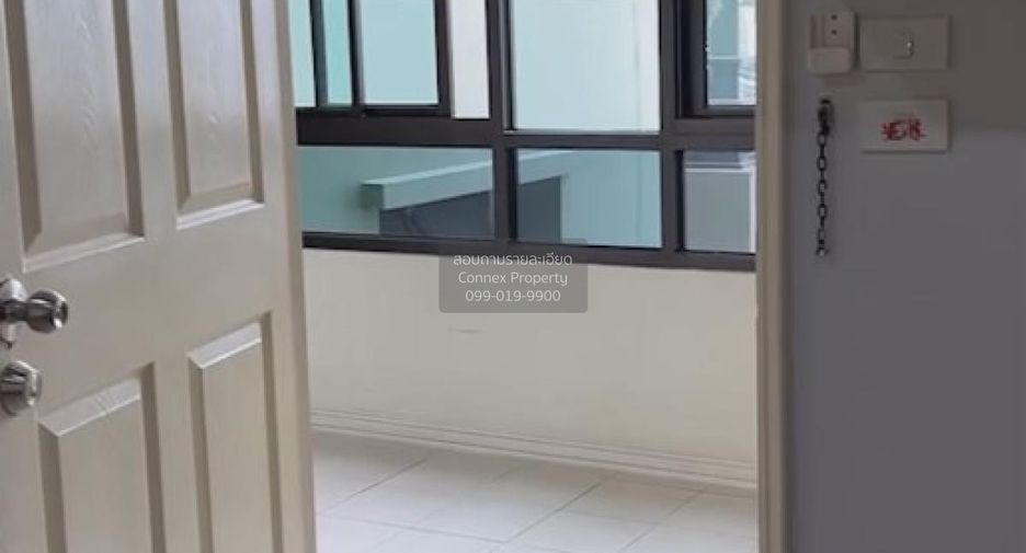 Condo en alquiler de 2 habitaciones en Thon Buri, Bangkok