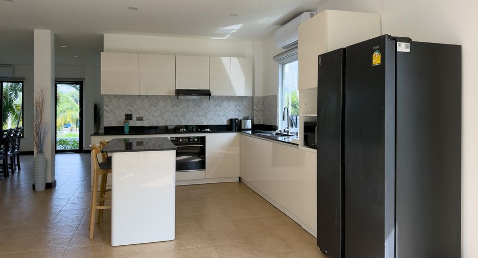 Casa en venta y en alquiler de 3 habitaciones en Ko Samui, Surat Thani