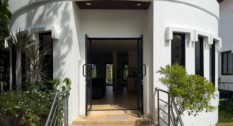 Casa en venta y en alquiler de 3 habitaciones en Ko Samui, Surat Thani