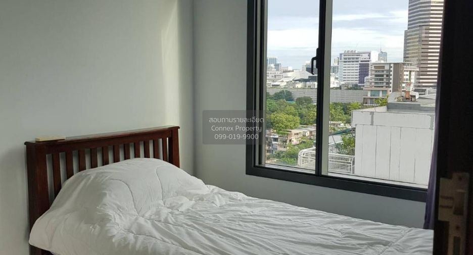 For rent 2 bedrooms condo in Pathum Wan, Bangkok