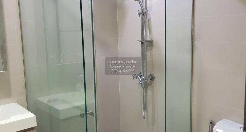 For rent 2 bedrooms condo in Pathum Wan, Bangkok