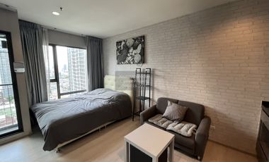 Condo en alquiler de 1 habitaciones en Huai Khwang, Bangkok