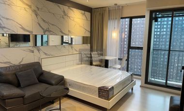 Wohnung zur Miete mit 1 Zimmer in Huai Khwang, Bangkok