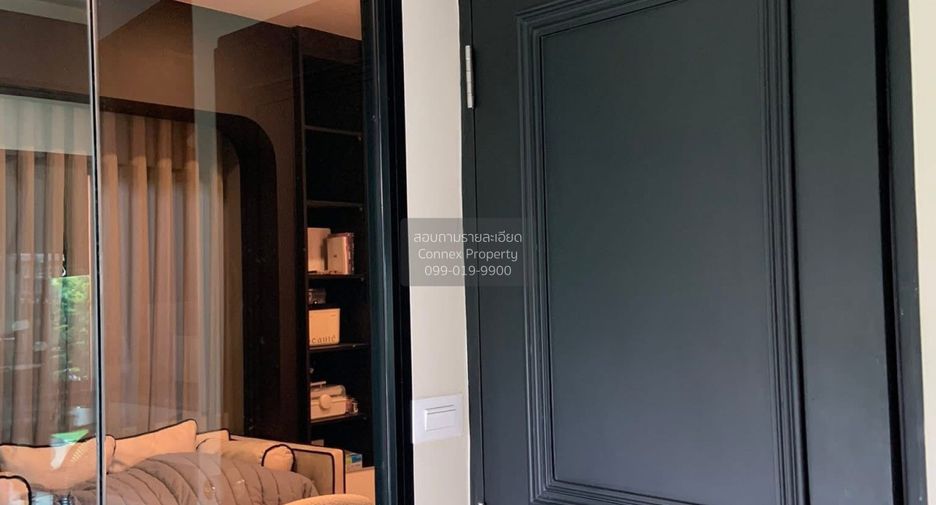For rent 2 bedrooms townhouse in Lat Krabang, Bangkok