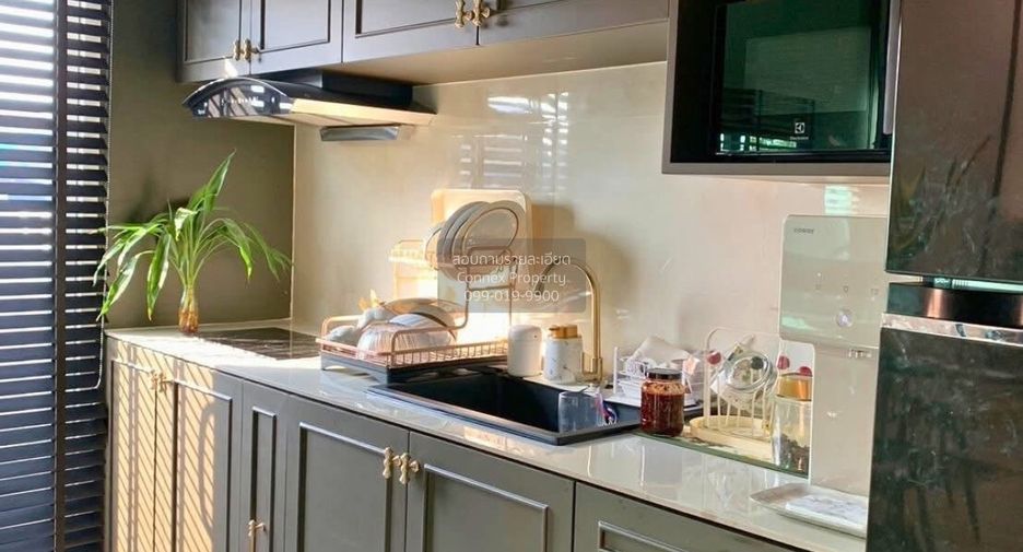 For rent 2 bedrooms townhouse in Lat Krabang, Bangkok