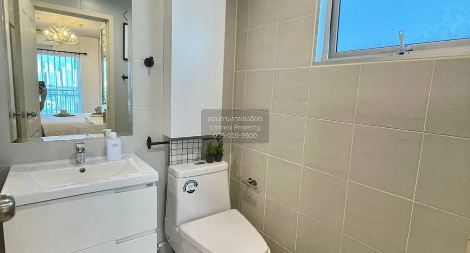For rent 3 ベッドルーム condo in Huai Khwang, Bangkok