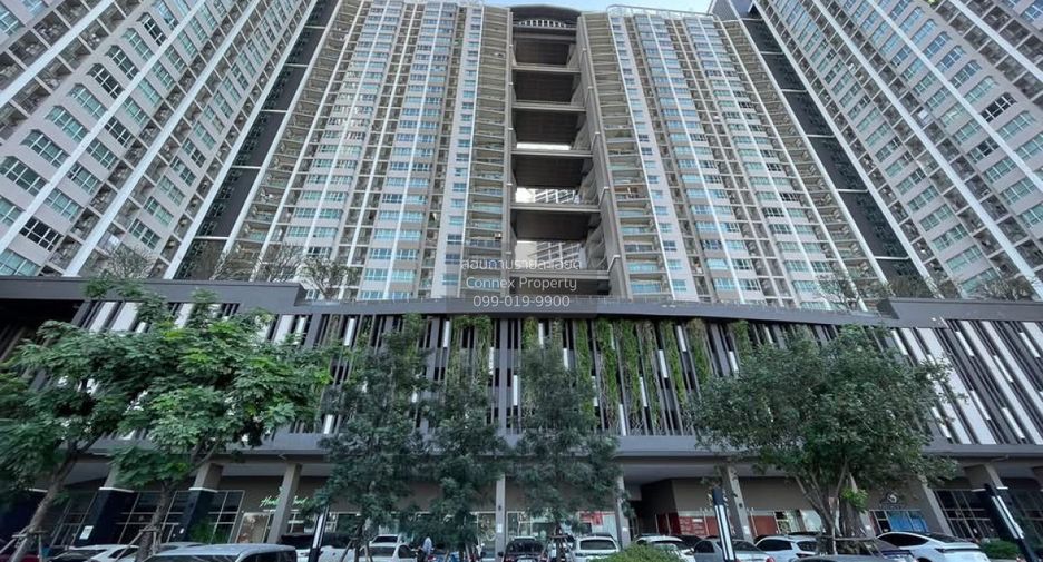 For rent 3 ベッドルーム condo in Huai Khwang, Bangkok