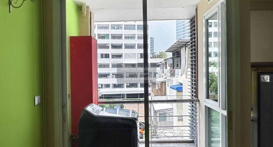 For rent 1 bed condo in Phaya Thai, Bangkok