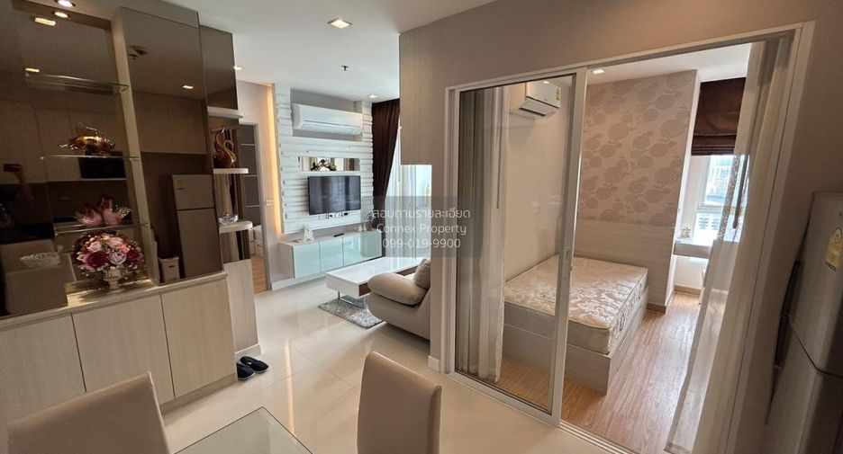 For rent 2 bedrooms condo in Ratchathewi, Bangkok