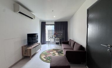 For rent 2 bedrooms condo in Ratchathewi, Bangkok