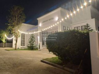 Local comercial en alquiler de 2 habitaciones en Mueang Samut Prakan, Samut Prakan