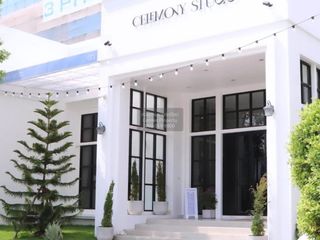 Local comercial en alquiler de 2 habitaciones en Mueang Samut Prakan, Samut Prakan