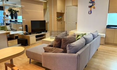 For rent 2 bedrooms condo in Sathon, Bangkok