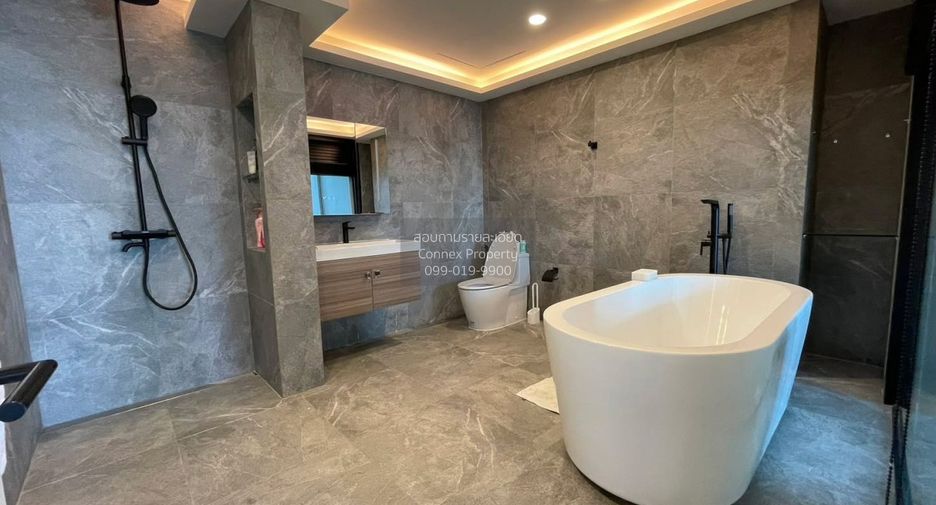For rent 1 bed condo in Sathon, Bangkok