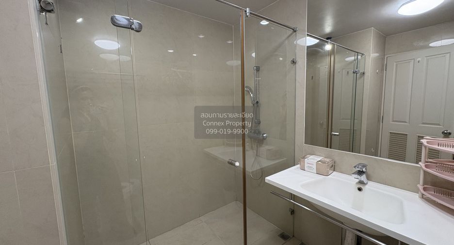 For rent 1 bed condo in Sathon, Bangkok