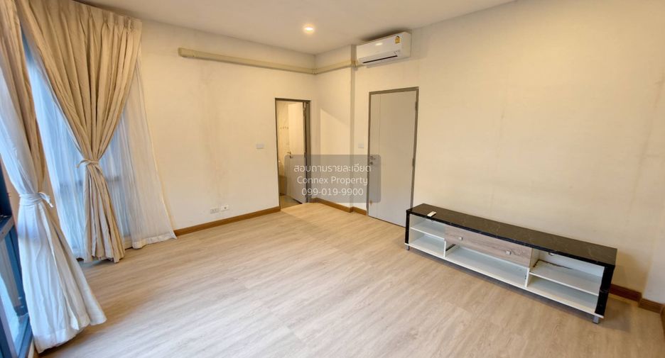 Haus zur Miete mit 4 Zimmer in Prawet, Bangkok