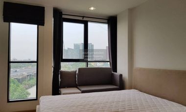 À louer 1 chambre condo à Huai Khwang, Bangkok