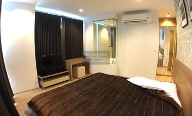 Condo en alquiler de 2 habitaciones en Huai Khwang, Bangkok
