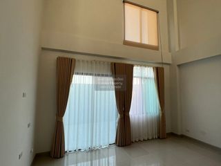 For rent 4 ベッドルーム townhouse in Bang Khen, Bangkok
