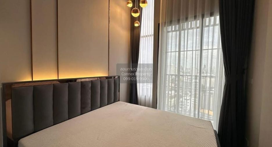 For rent 2 bedrooms condo in Huai Khwang, Bangkok