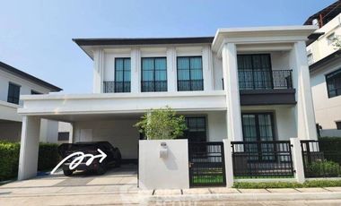 出售 4 卧室 独立屋 在 Bang Phli, Samut Prakan