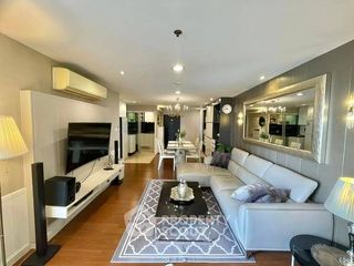 For rent 3 ベッドルーム condo in Huai Khwang, Bangkok