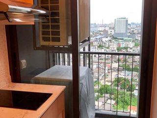 Продажа 2 спальни кондо в Банг Пхлат, Бангкок