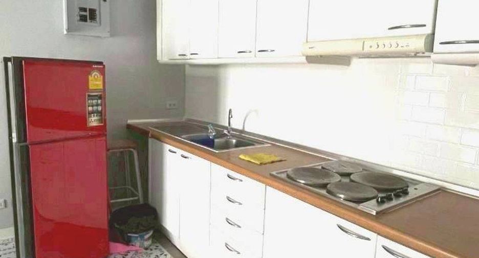 Condo en venta de 2 habitaciones en Yan Nawa, Bangkok