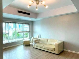 Condo en venta de 2 habitaciones en Yan Nawa, Bangkok