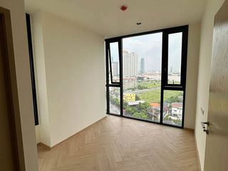 Продажа 2 спальни кондо в Тхон Бури, Бангкок