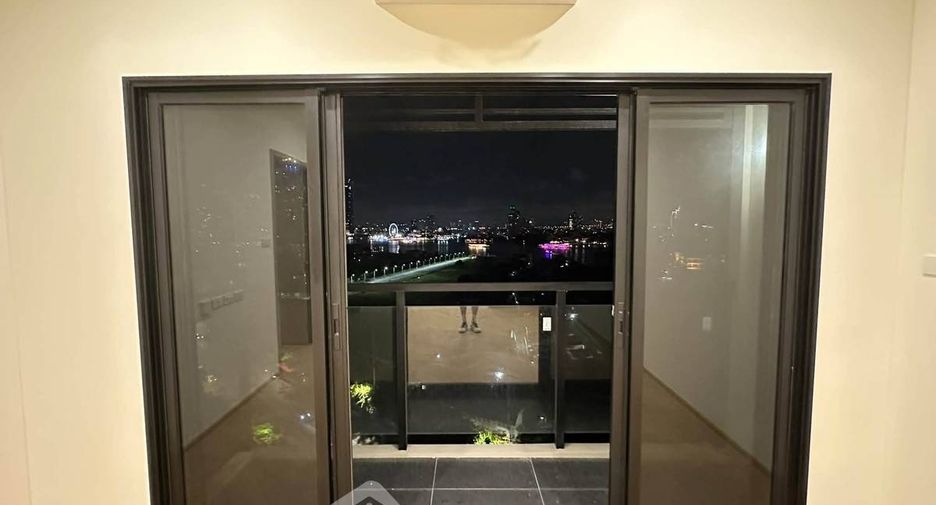For sale 2 ベッドルーム condo in Thon Buri, Bangkok