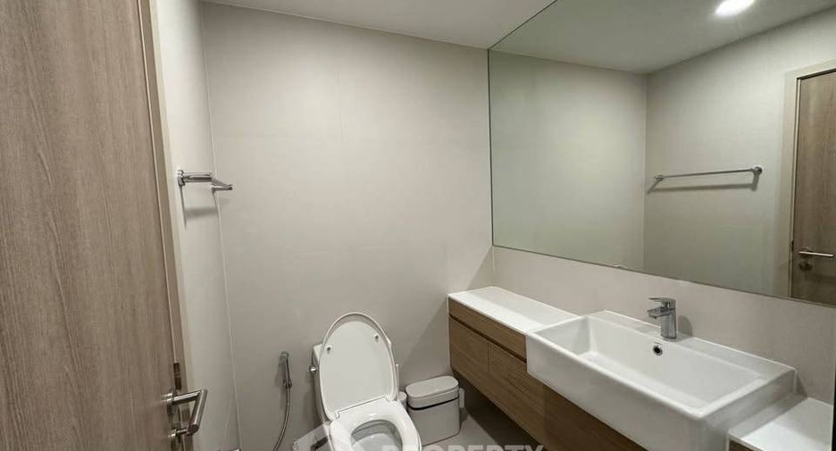 À louer et à vendre 1 chambre condo à Khlong Toei, Bangkok