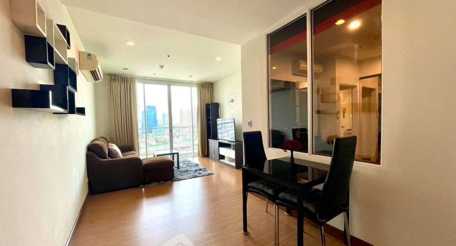 À vendre 2 chambres condo à Yan Nawa, Bangkok