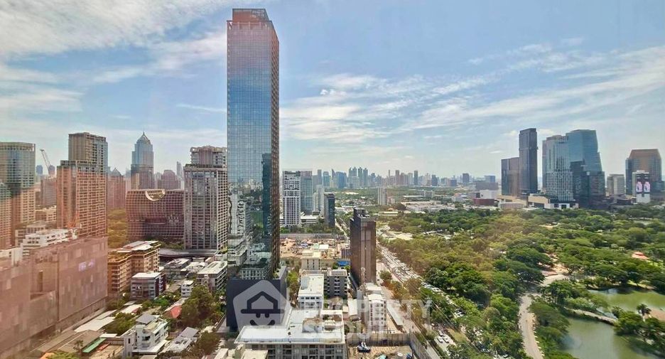For sale 3 ベッドルーム condo in Pathum Wan, Bangkok