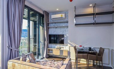 For sale 1 bed condo in Pathum Wan, Bangkok