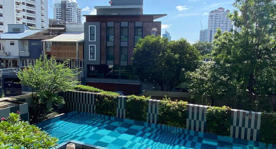 For rent 2 ベッドルーム condo in Watthana, Bangkok
