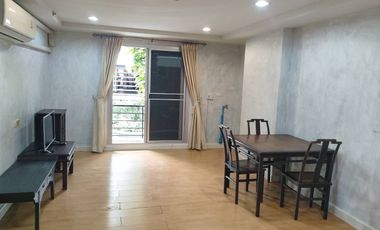 À vendre 2 chambres condo à Yan Nawa, Bangkok