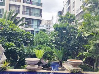 À vendre 2 chambres condo à Yan Nawa, Bangkok