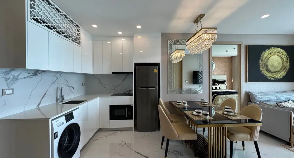 For sale 2 bedrooms condo in Jomtien, Pattaya