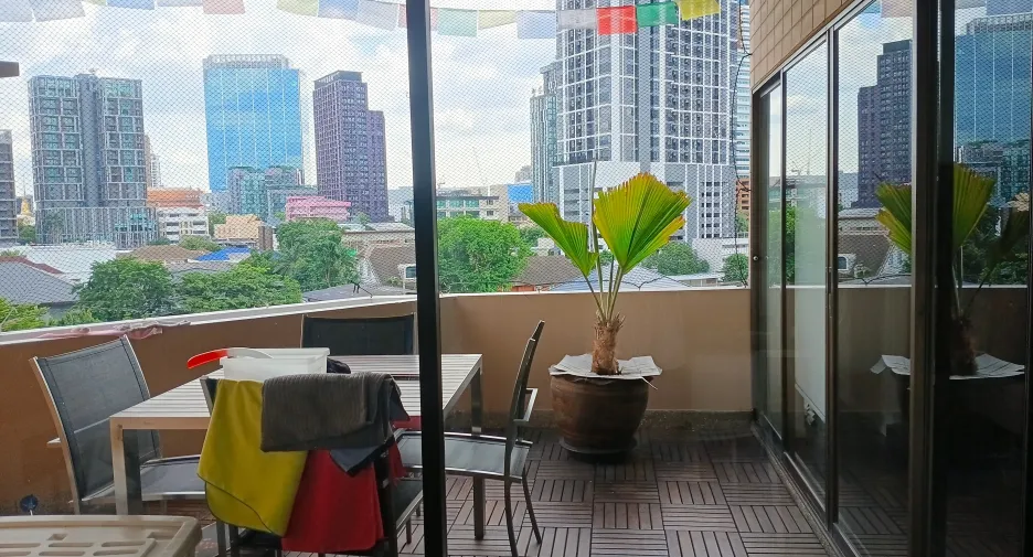 Wohnung zum Kauf mit 4 Zimmer in Watthana, Bangkok