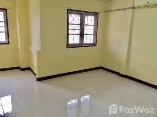 For sale 2 ベッドルーム townhouse in Prawet, Bangkok