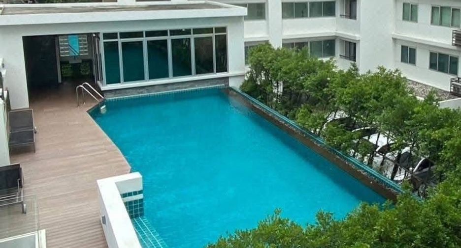 For rent 1 bed condo in Khlong Toei, Bangkok