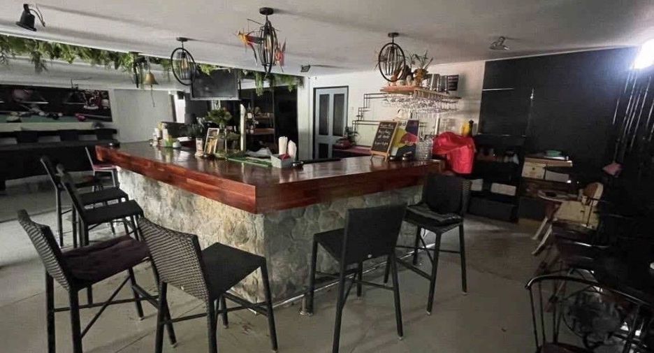 For sale 4 bedrooms retail Space in Mueang Phuket, Phuket